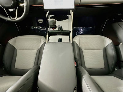 2026 Land Rover Range Rover Sport SV