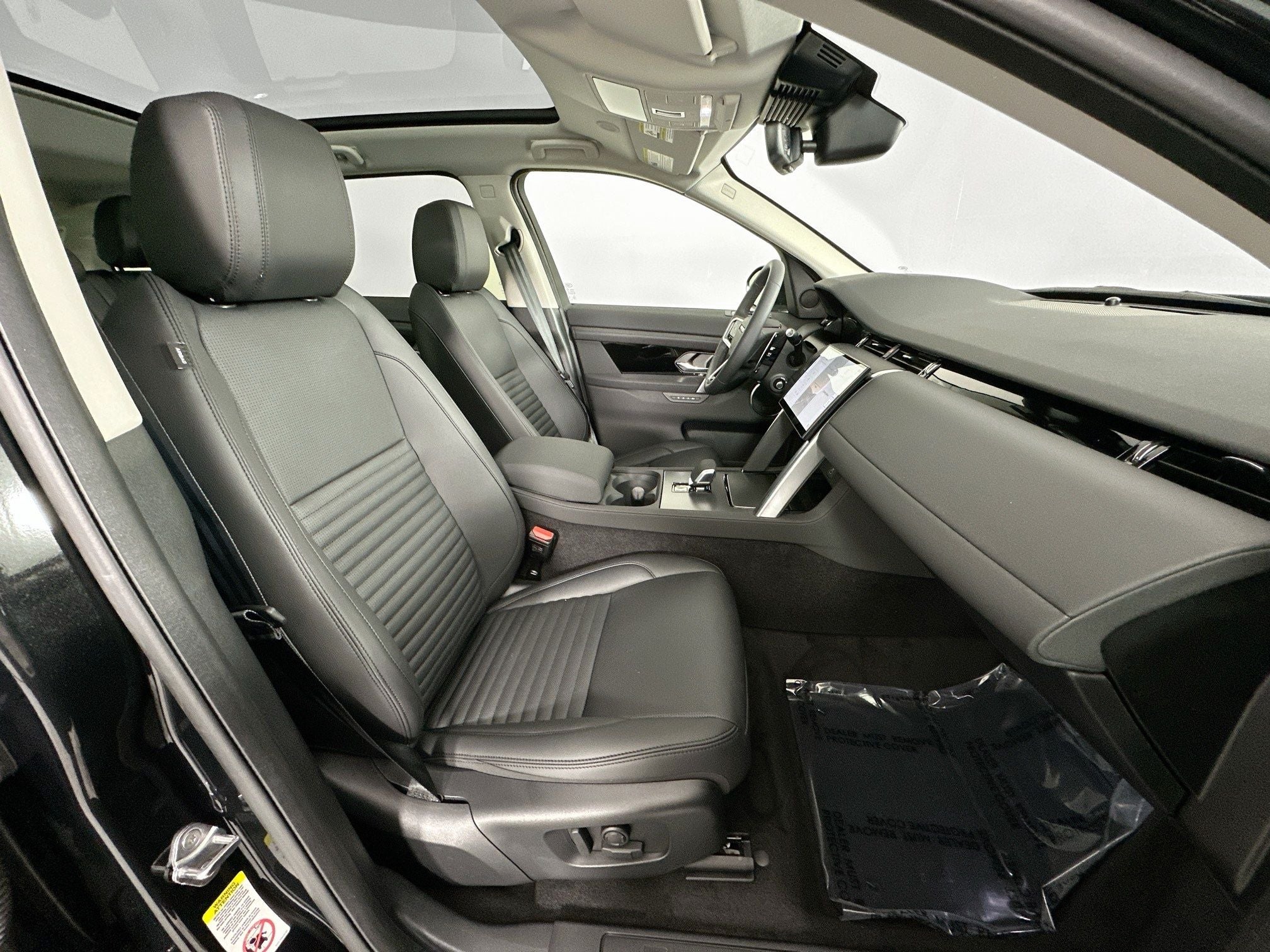2025 Land Rover Discovery Sport S