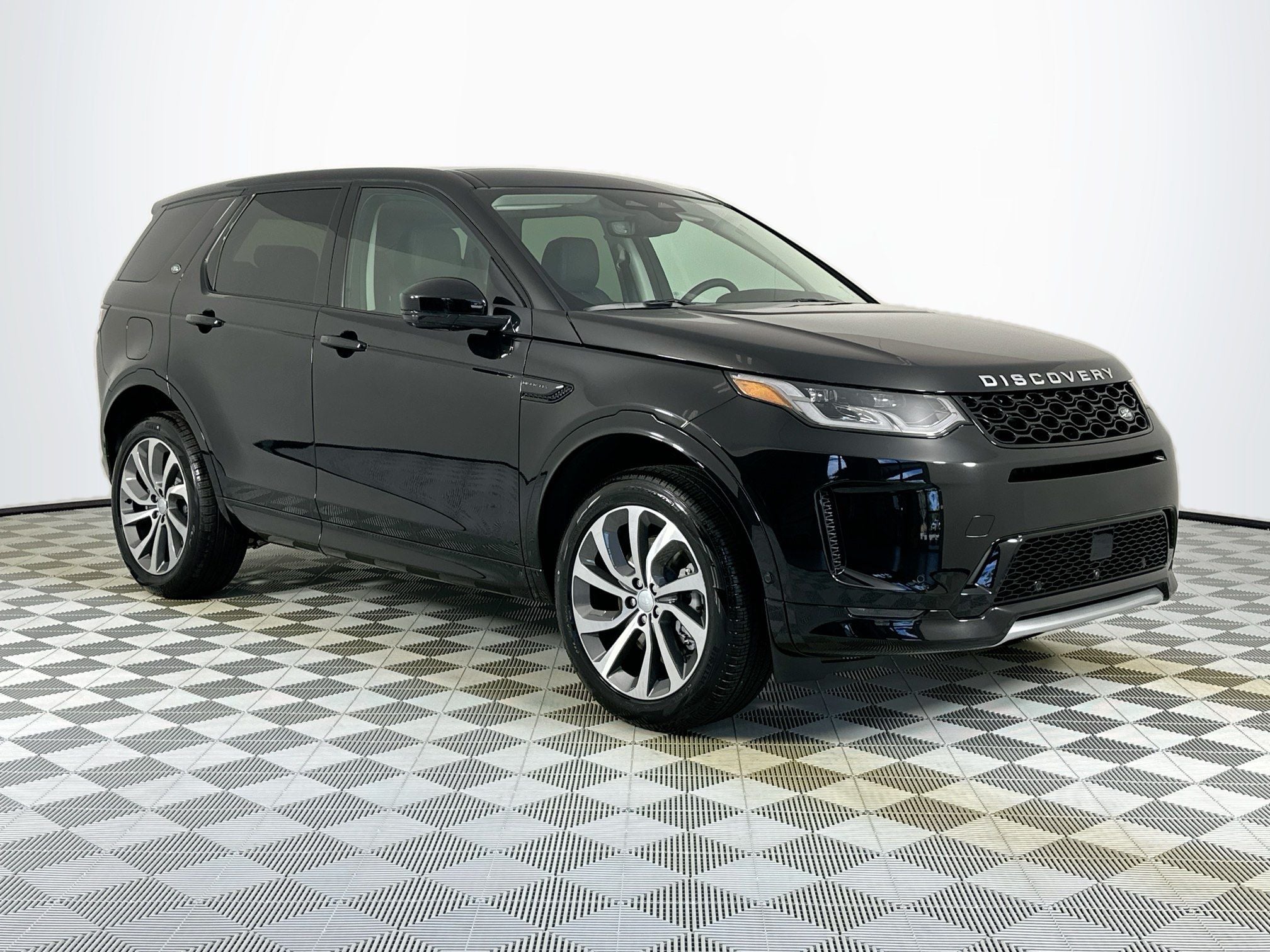 2025 Land Rover Discovery Sport S