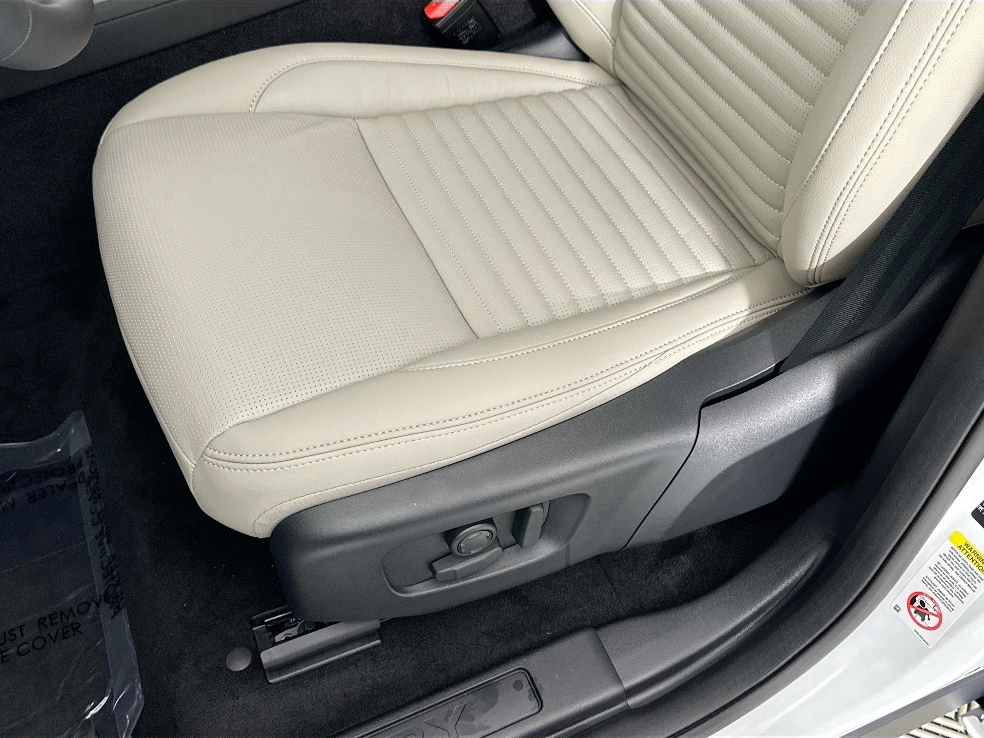 2025 Land Rover Discovery Sport S