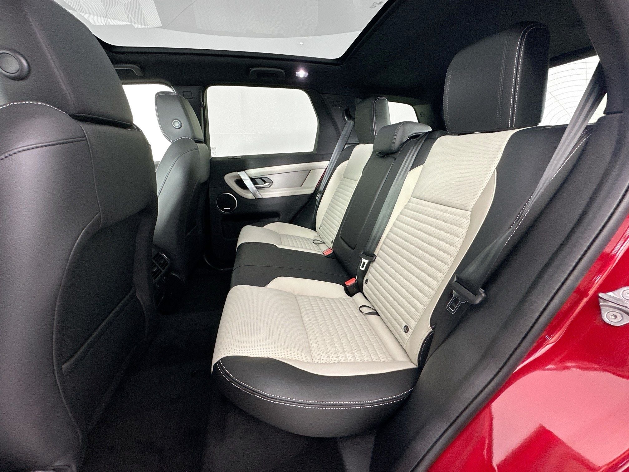 2026 Land Rover Discovery Sport Landmark