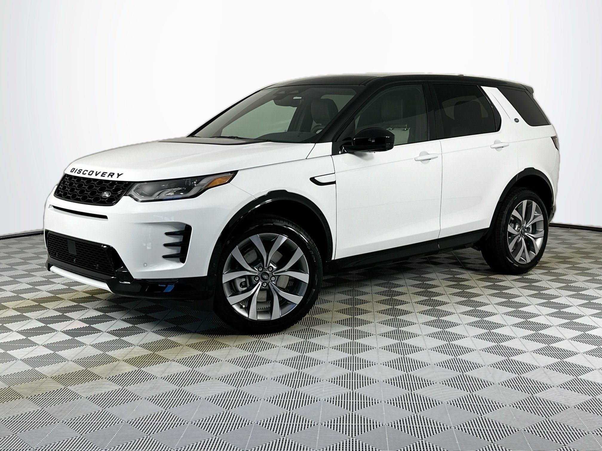 2026 Land Rover Discovery Sport Landmark