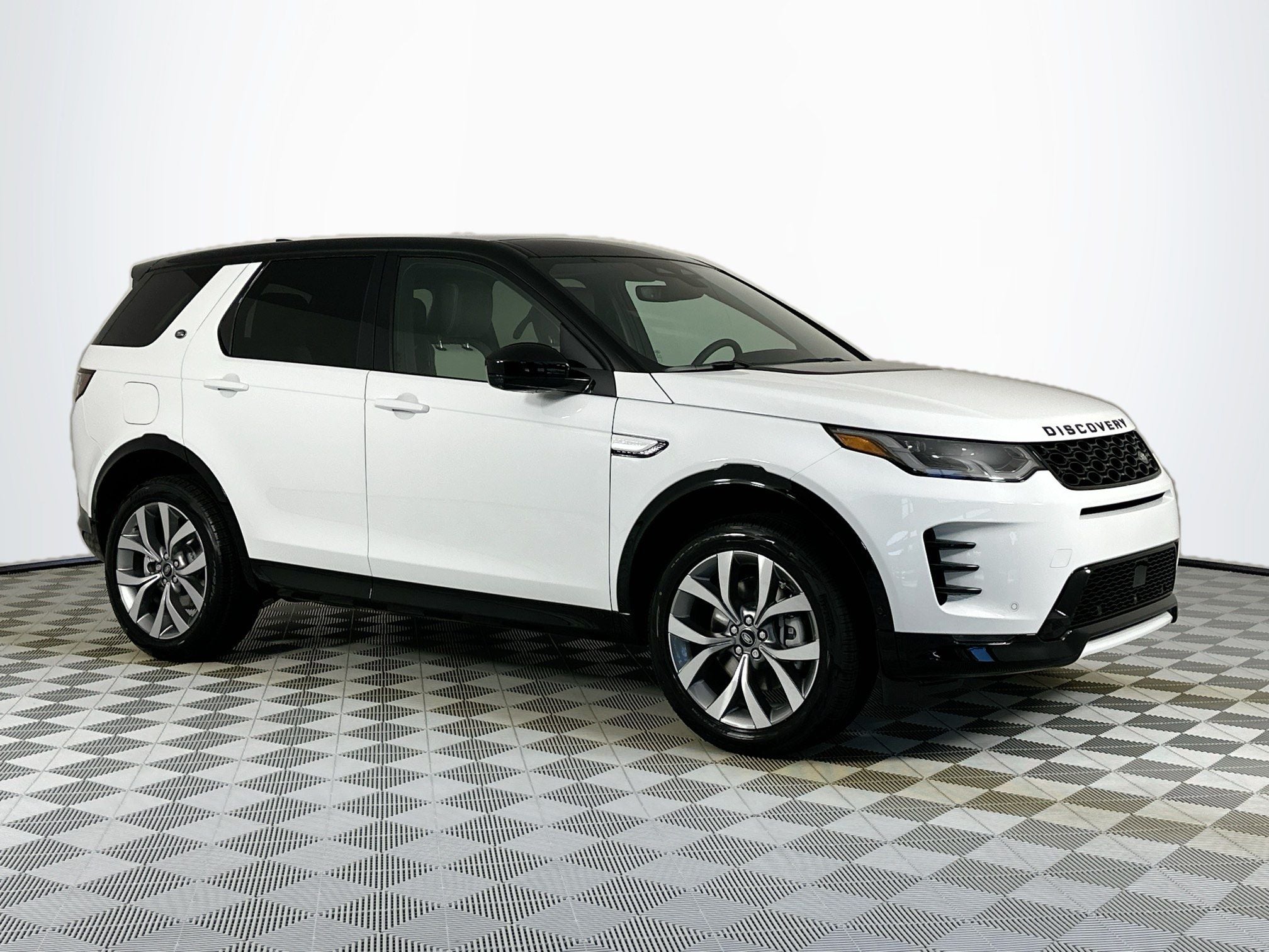 2026 Land Rover Discovery Sport Landmark