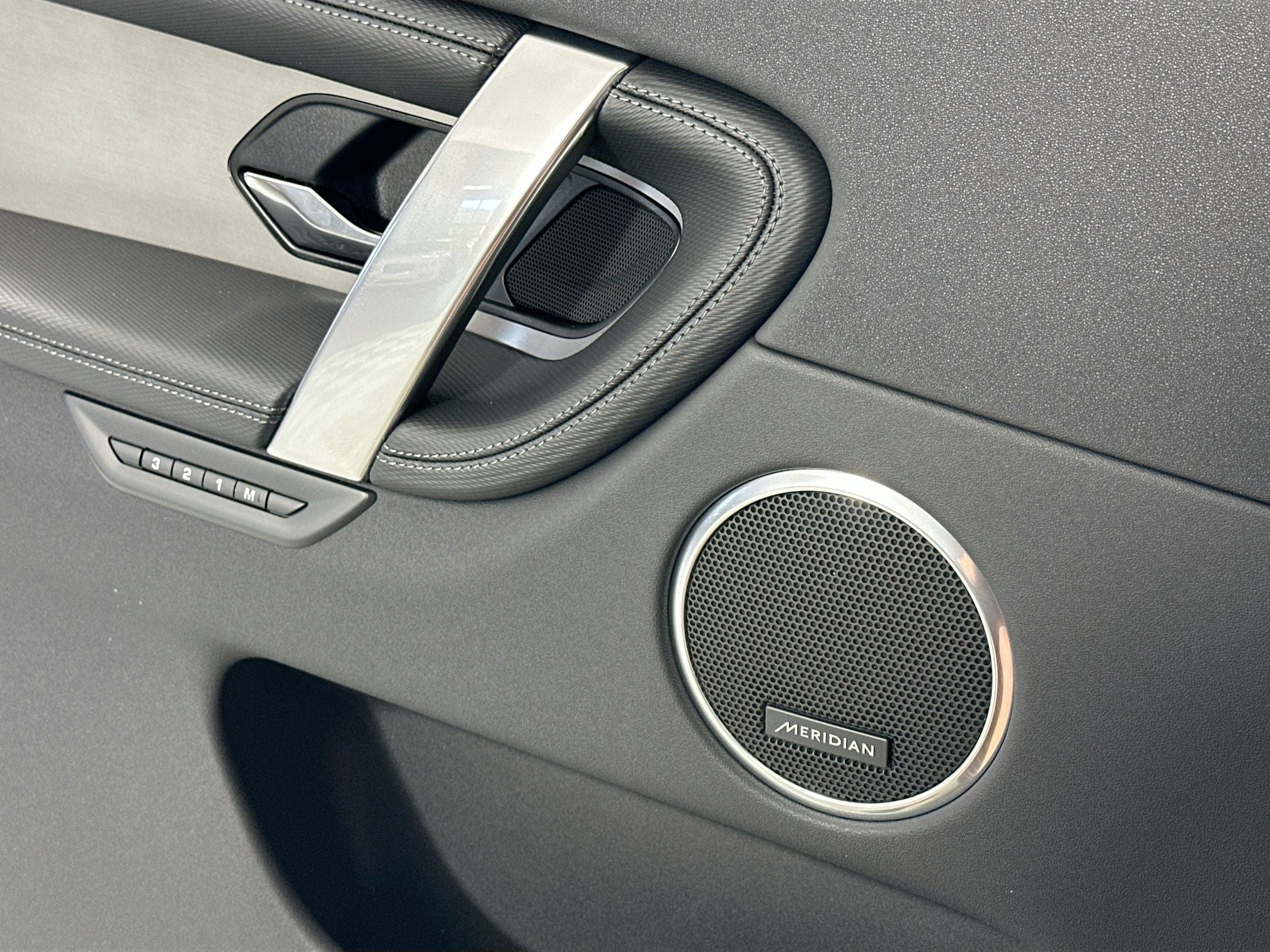 2026 Land Rover Discovery Sport Landmark