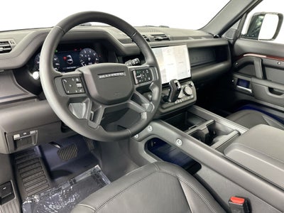 2026 Land Rover Defender 90 X-Dynamic SE