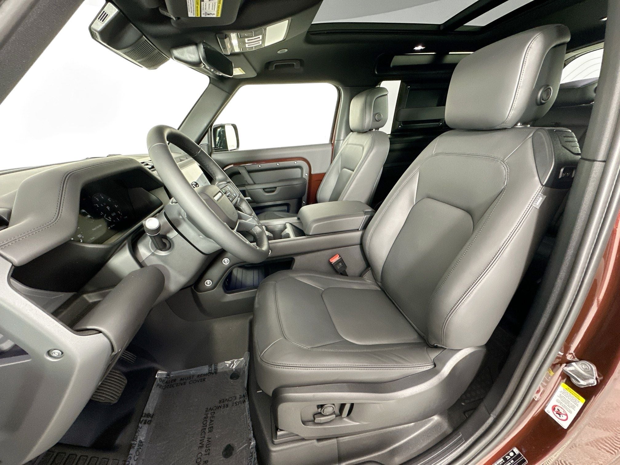 2026 Land Rover Defender 90 X-Dynamic SE