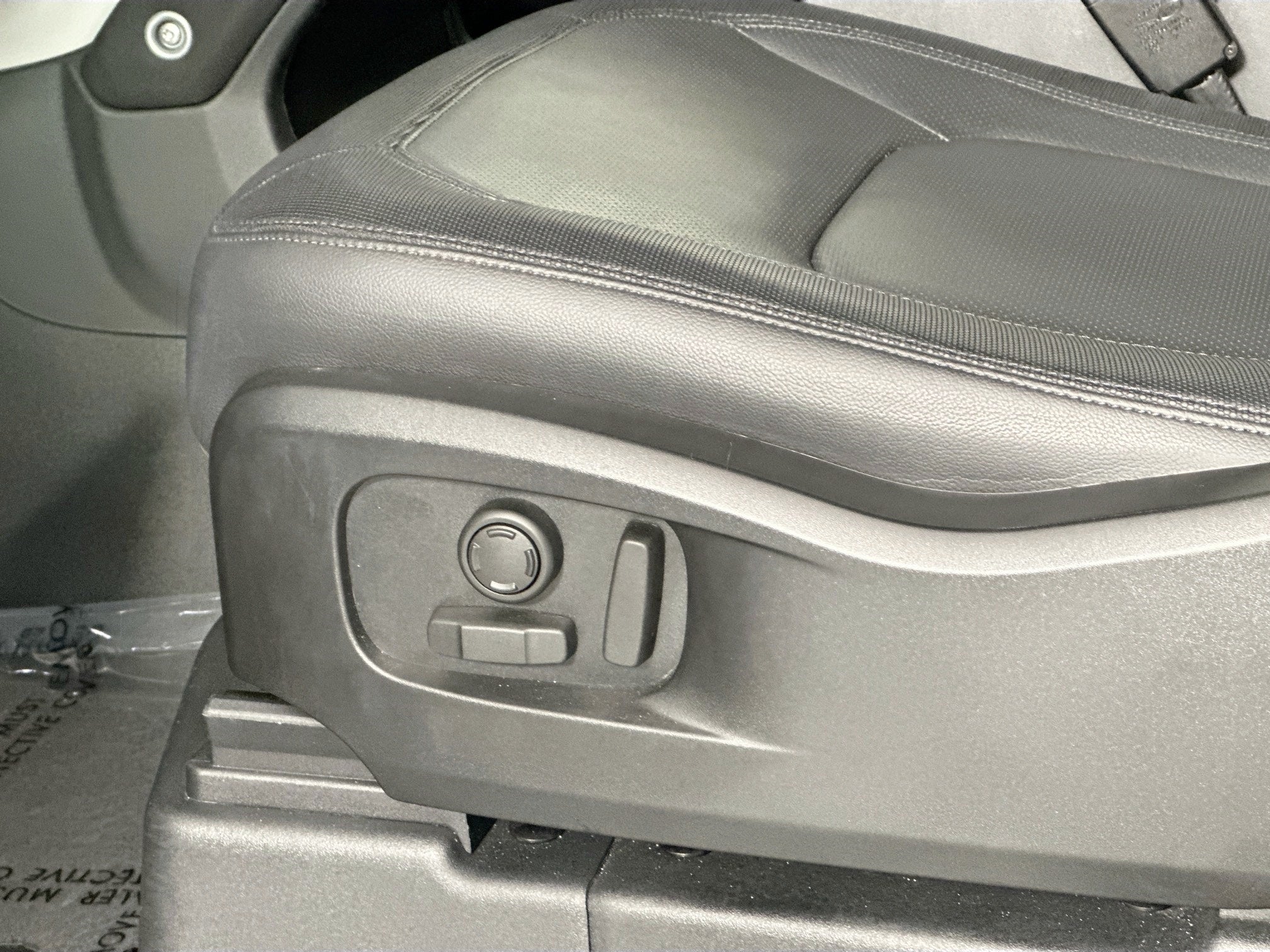 2023 Land Rover Defender 90 X-Dynamic SE