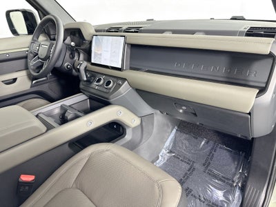 2025 Land Rover Defender 90 X-Dynamic SE