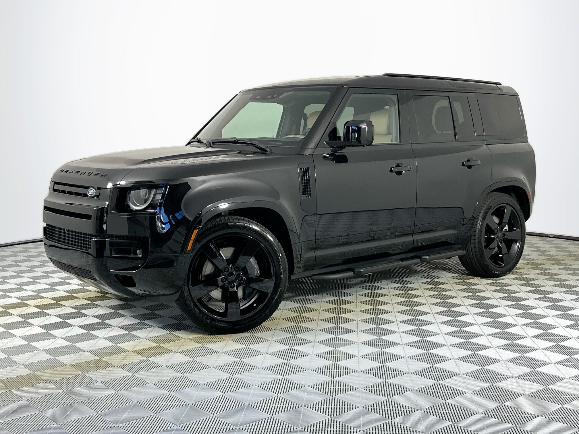 2026 Land Rover Defender 110 X-Dynamic SE