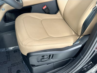 2026 Land Rover Defender 110 X-Dynamic SE