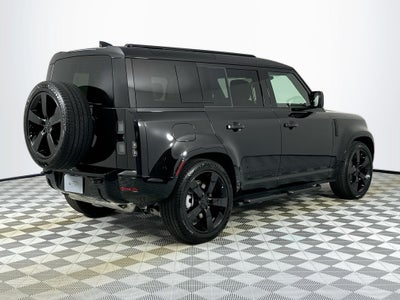 2026 Land Rover Defender 110 X-Dynamic SE