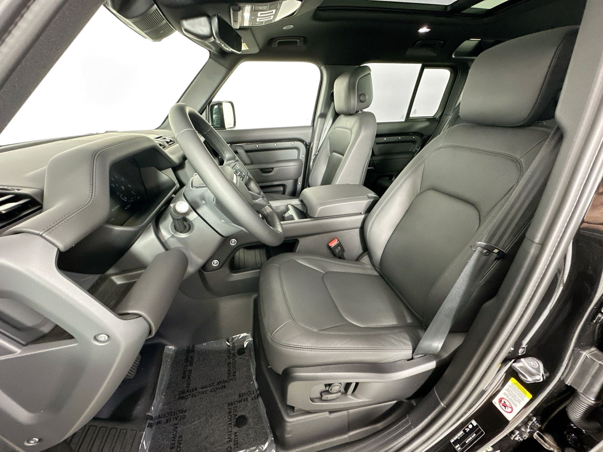 2026 Land Rover Defender 110 X-Dynamic SE