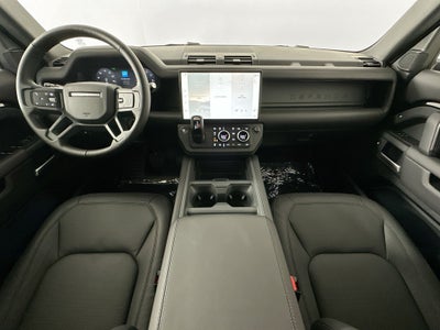 2026 Land Rover Defender 110 X-Dynamic SE