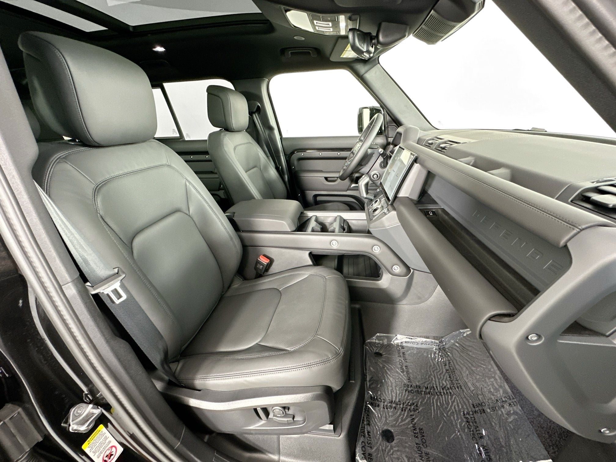 2026 Land Rover Defender 110 X-Dynamic SE