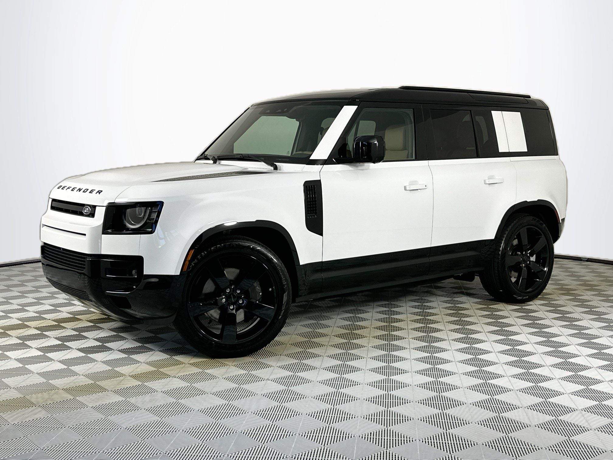 2026 Land Rover Defender 110 X-Dynamic SE