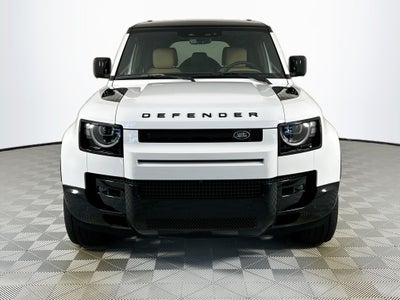 2026 Land Rover Defender 110 X-Dynamic SE