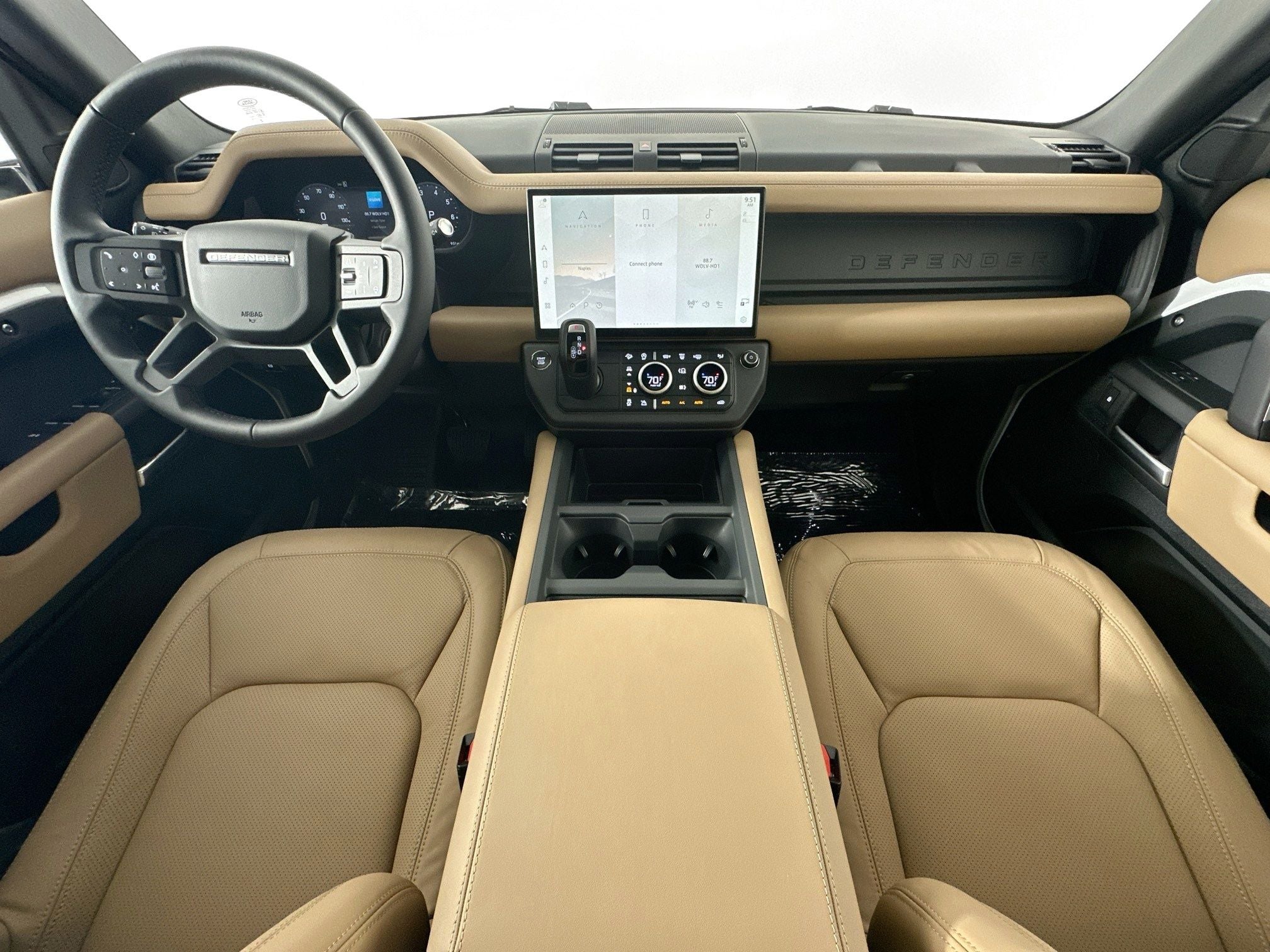 2026 Land Rover Defender 110 X-Dynamic SE