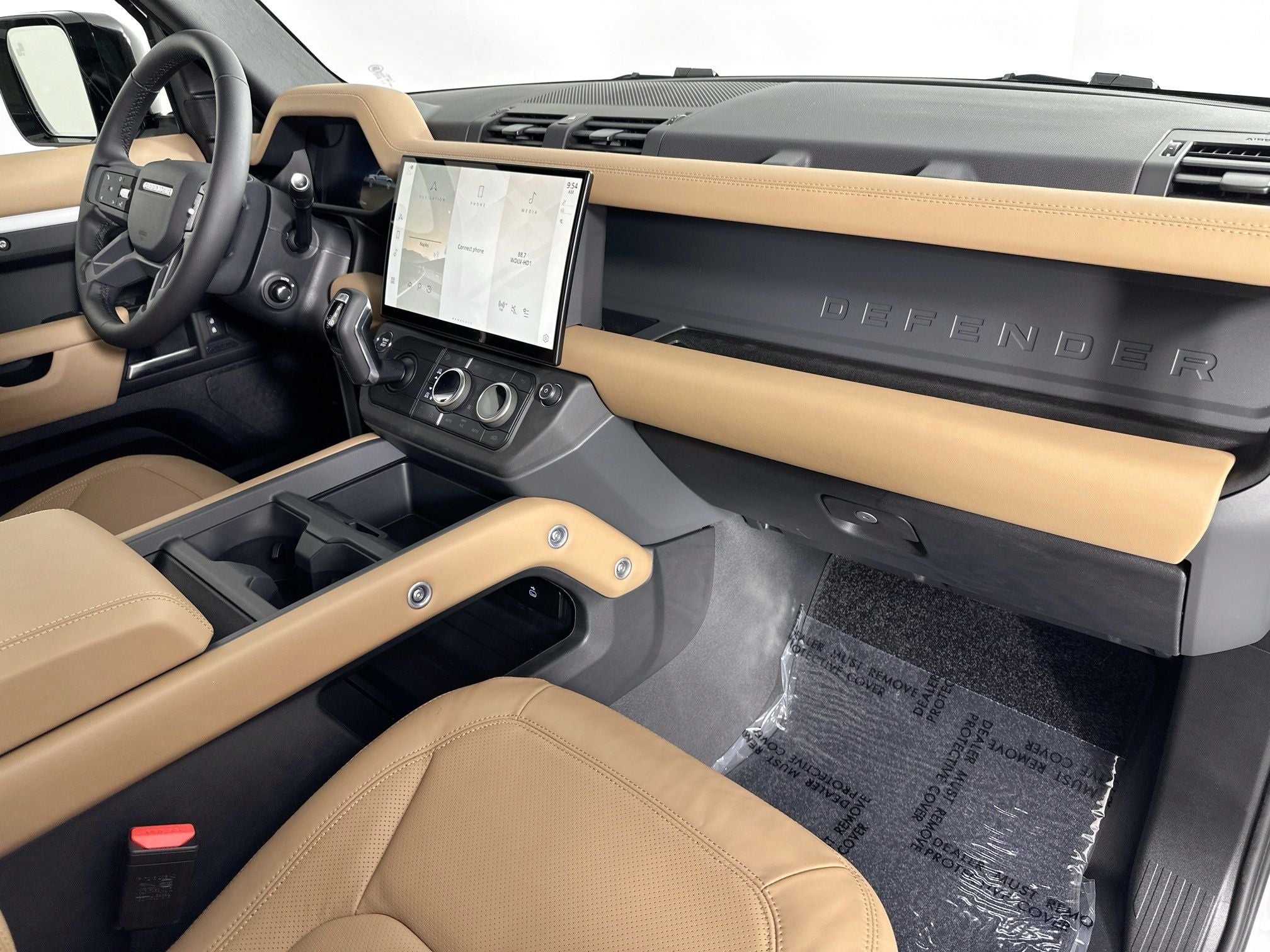 2026 Land Rover Defender 110 X-Dynamic SE