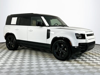 2026 Land Rover Defender 110 X-Dynamic SE