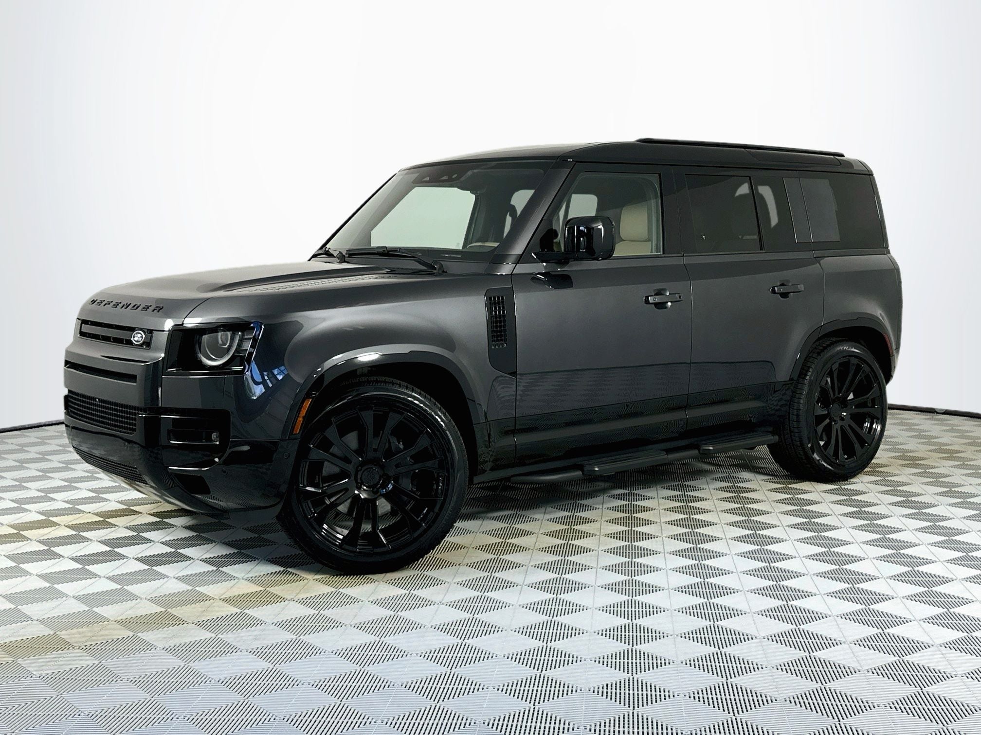 2026 Land Rover Defender 110 X-Dynamic SE