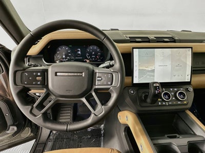 2026 Land Rover Defender 110 X-Dynamic SE