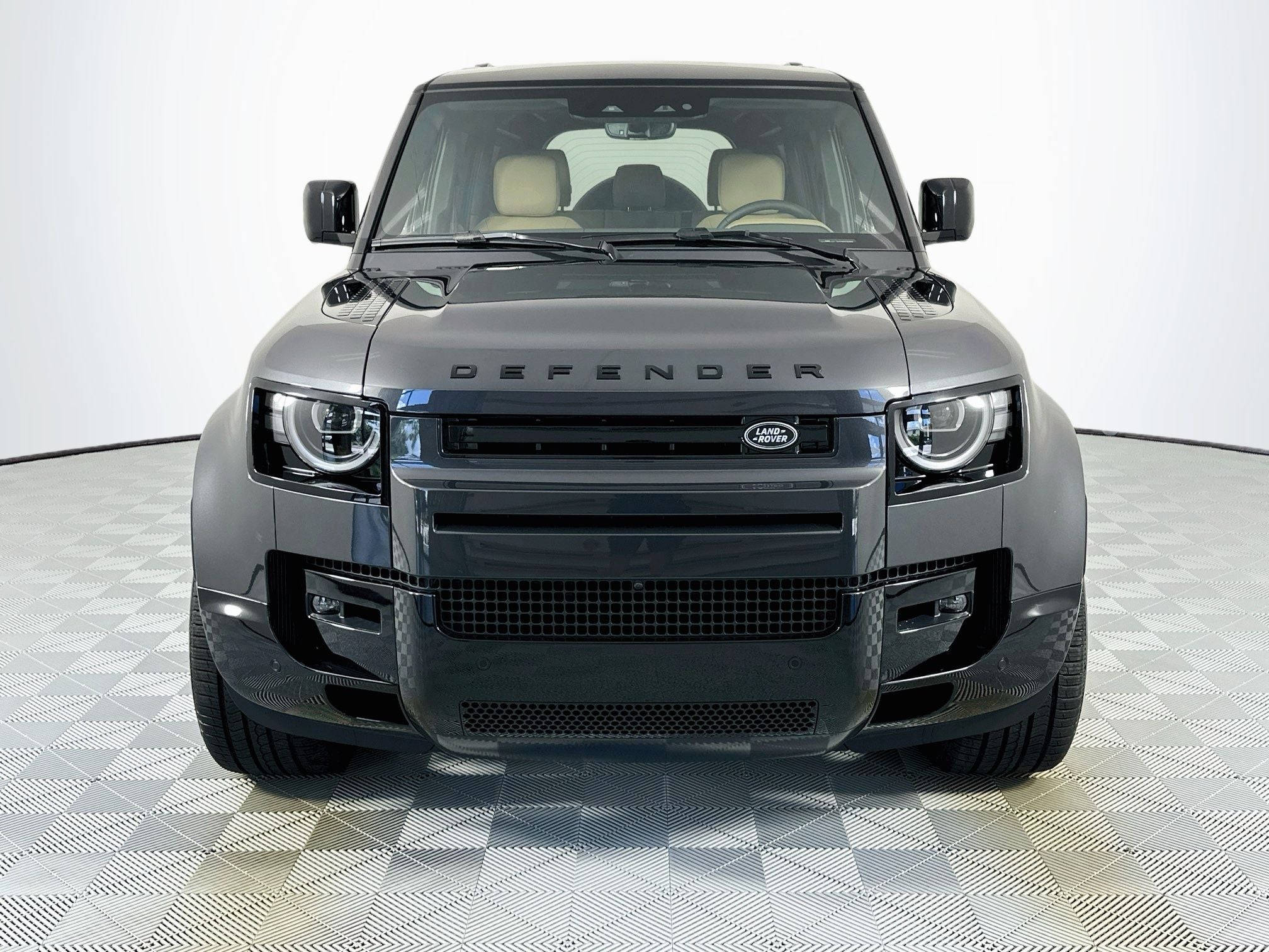 2026 Land Rover Defender 110 X-Dynamic SE