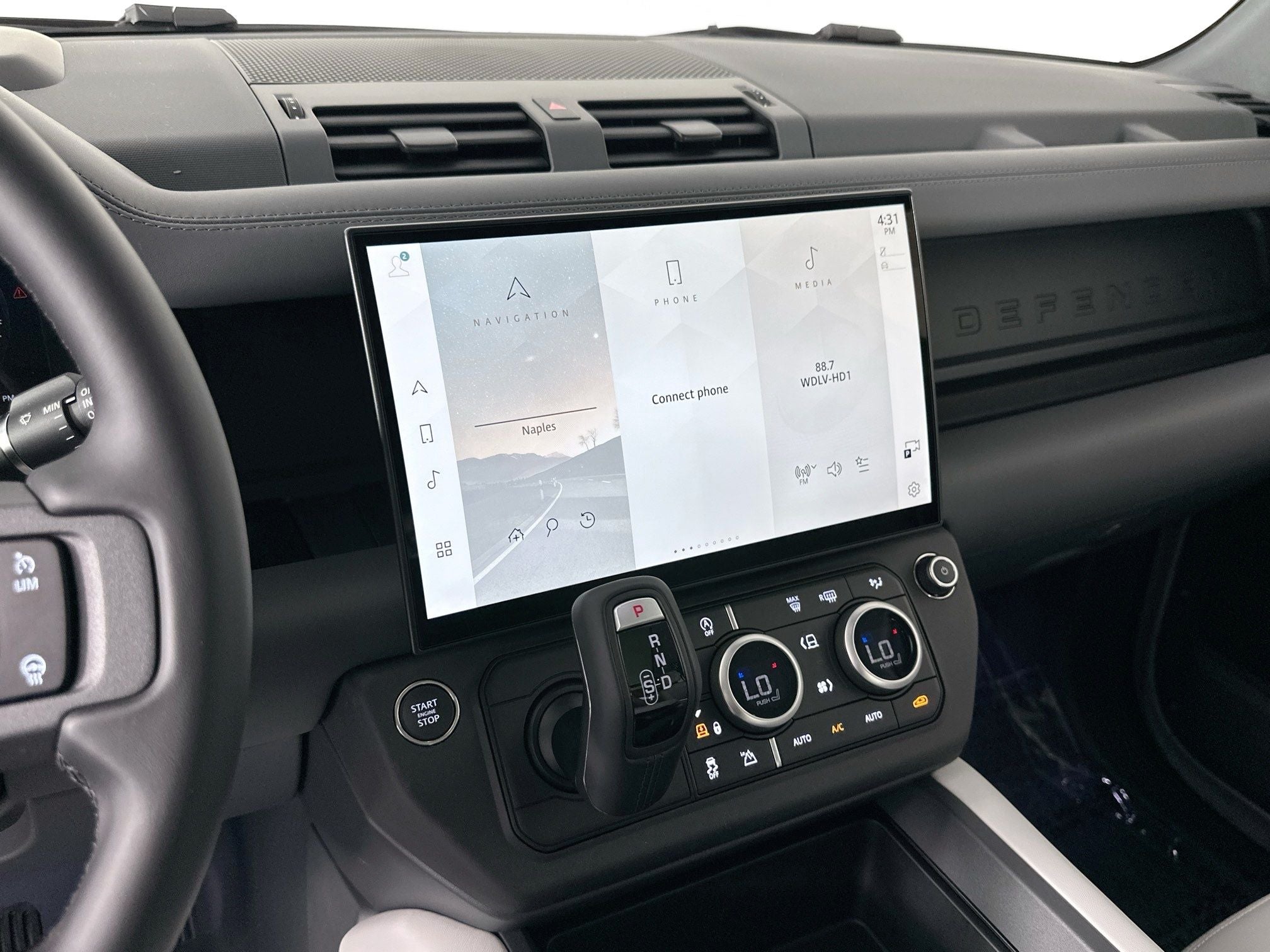 2026 Land Rover Defender 110 X-Dynamic SE