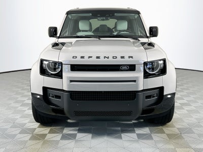2026 Land Rover Defender 110 X-Dynamic SE