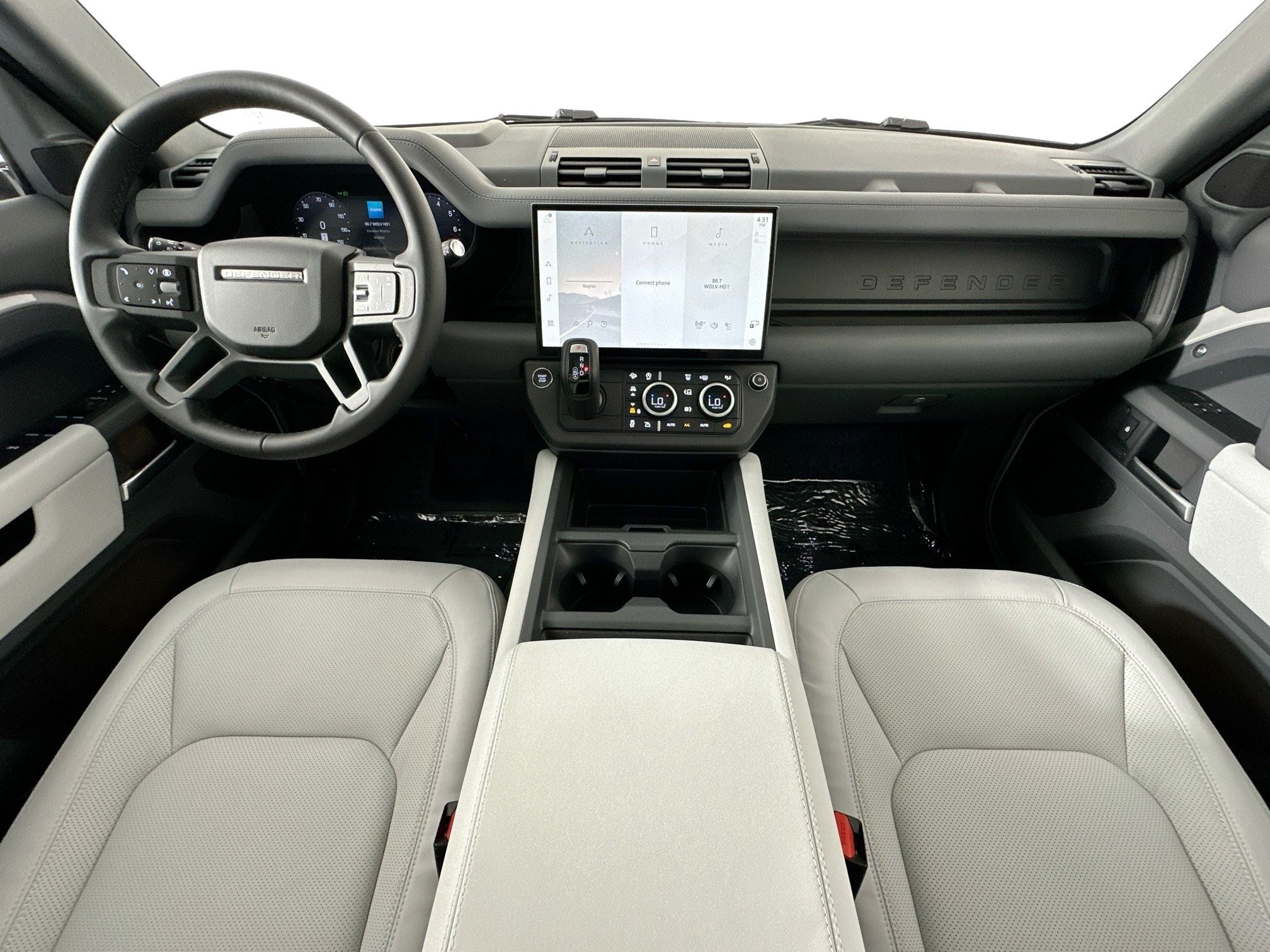 2026 Land Rover Defender 110 X-Dynamic SE