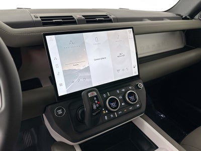 2026 Land Rover Defender 110 X-Dynamic SE