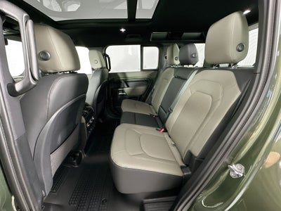 2026 Land Rover Defender 110 X-Dynamic SE