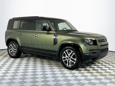 2026 Land Rover Defender 110 X-Dynamic SE