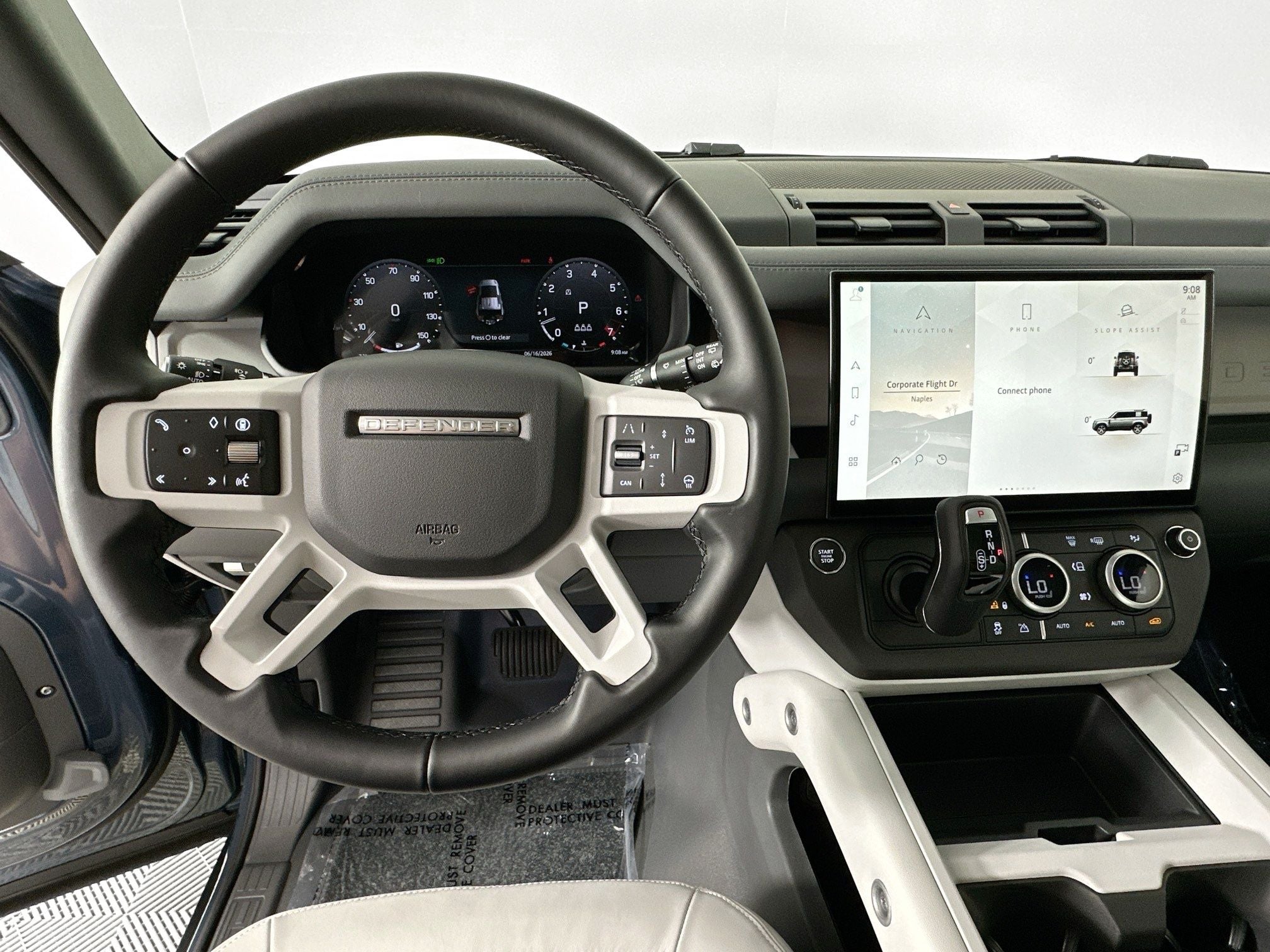 2026 Land Rover Defender 110 X-Dynamic SE