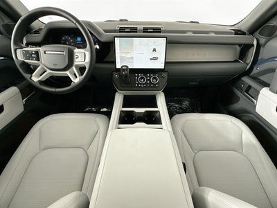 2026 Land Rover Defender 110 X-Dynamic SE