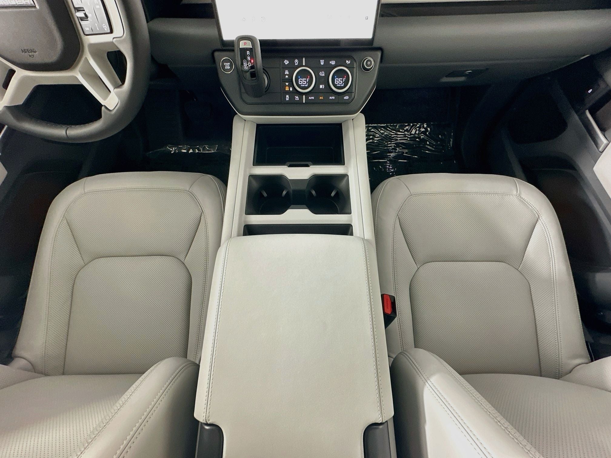 2026 Land Rover Defender 110 X-Dynamic SE