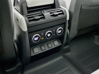 2026 Land Rover Defender 110 X-Dynamic SE