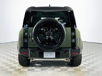 2026 Land Rover Defender 110 X-Dynamic SE