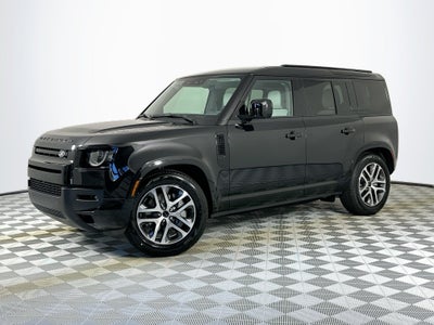 2026 Land Rover Defender 110 X-Dynamic SE