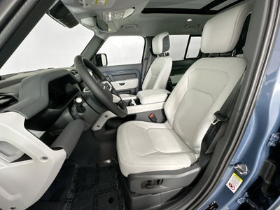 2026 Land Rover Defender 110 X-Dynamic SE