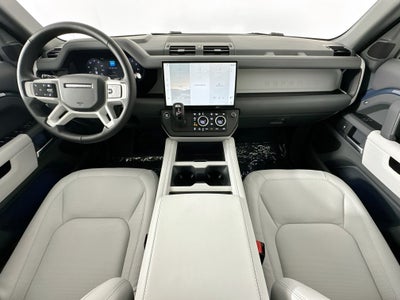 2026 Land Rover Defender 110 X-Dynamic SE