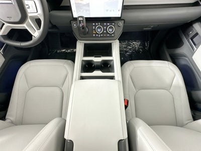 2026 Land Rover Defender 110 X-Dynamic SE