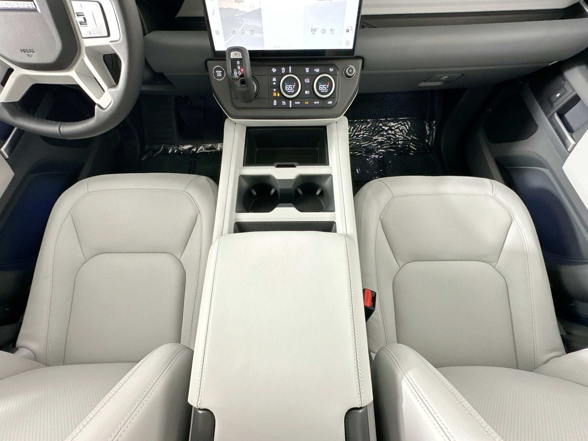 2026 Land Rover Defender 110 X-Dynamic SE
