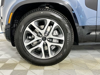 2026 Land Rover Defender 110 X-Dynamic SE