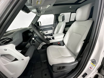 2026 Land Rover Defender 110 X-Dynamic SE