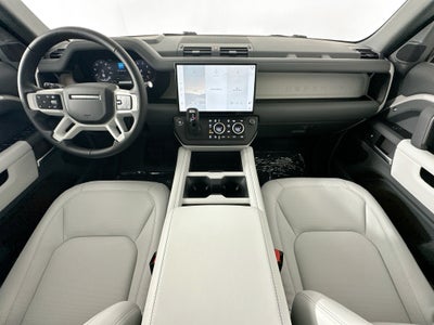 2026 Land Rover Defender 110 X-Dynamic SE