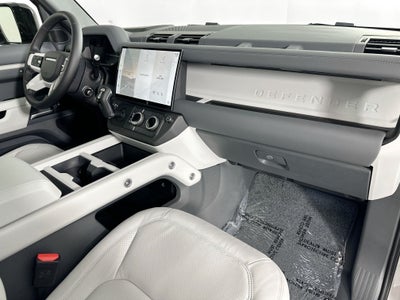 2026 Land Rover Defender 110 X-Dynamic SE