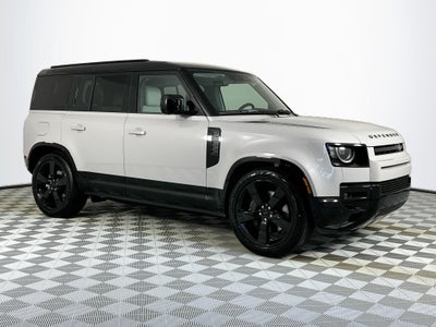 2026 Land Rover Defender 110 X-Dynamic SE
