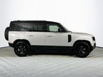 2026 Land Rover Defender 110 X-Dynamic SE