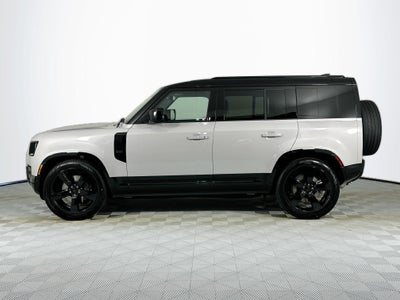 2026 Land Rover Defender 110 X-Dynamic SE