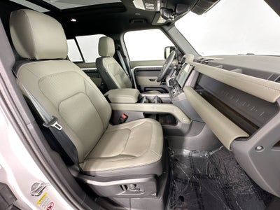 2026 Land Rover Defender 110 X-Dynamic SE